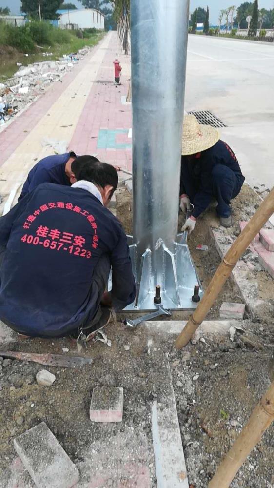 交通标志牌指示牌指路牌安装流程及制作