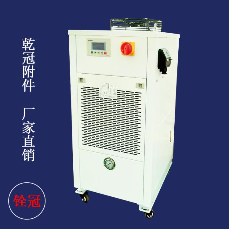 冷水機2.jpg