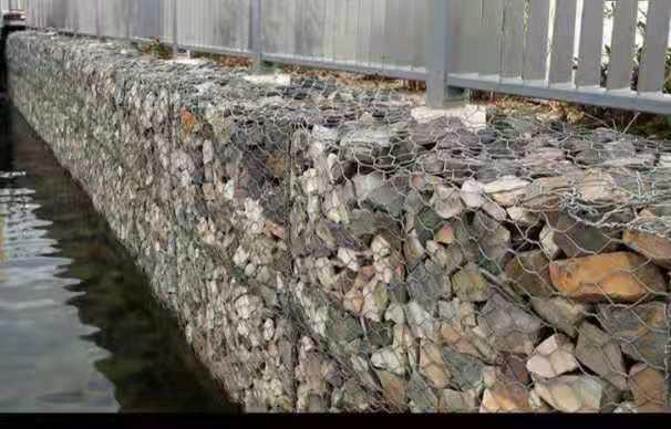 防洪包塑格賓網(wǎng) 世界工廠網(wǎng) (2).jpg