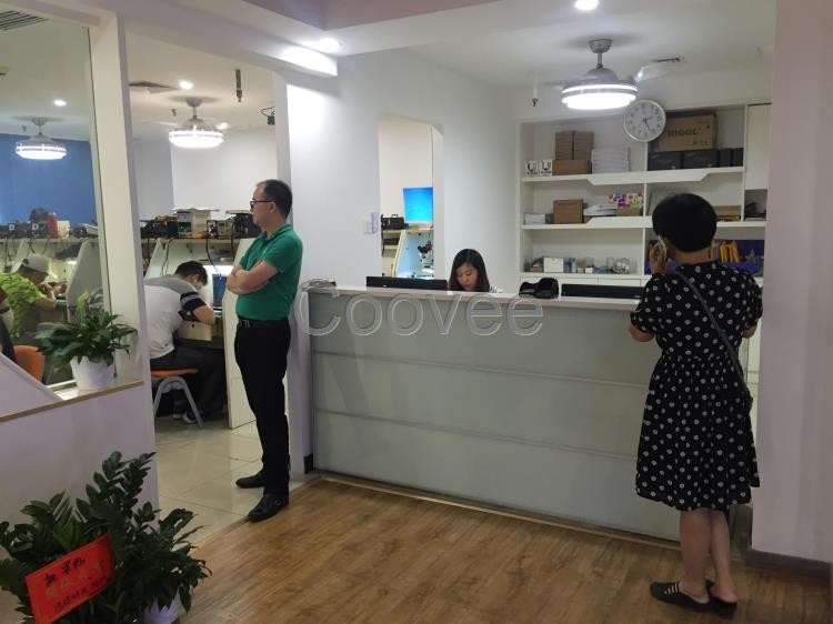 苹果手机锁屏后打不开黑屏维修