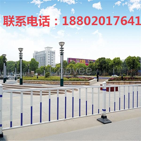 琼海马路护栏定做交通栅栏现货海口公路隔离栏