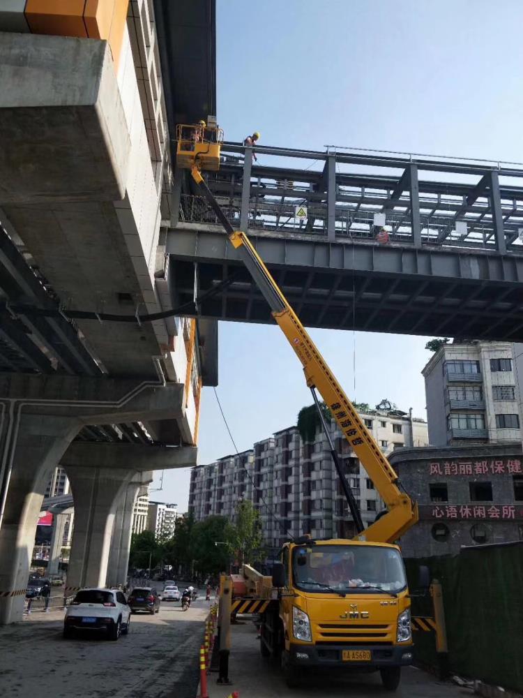 成都高空作业车出租平台#出租6米到38米各型号高空作业车